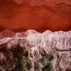 Breaking Waves EP