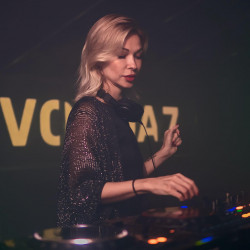 Vonda7