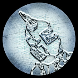 DF001