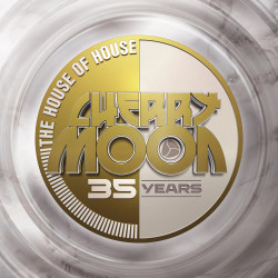 Cherry Moon 35 Years - Chapter 3